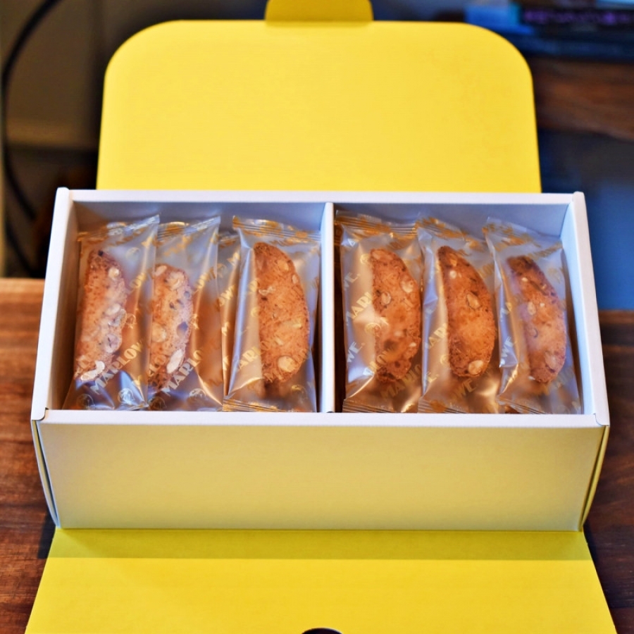 箱ビスコッティ（36本入個包装） マーロウ